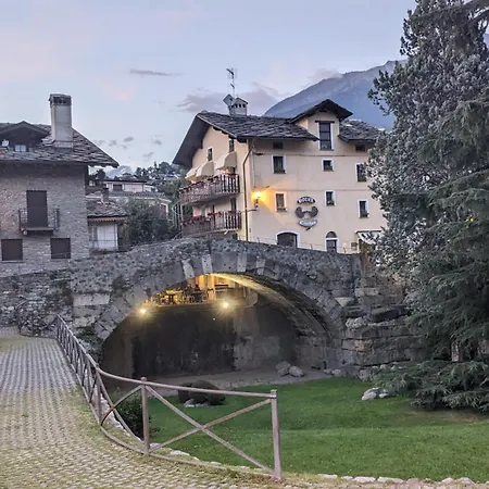 Maison Du Pont Lägenhet *